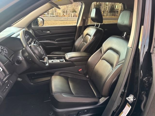 Used 2023 Nissan Pathfinder SL image 19