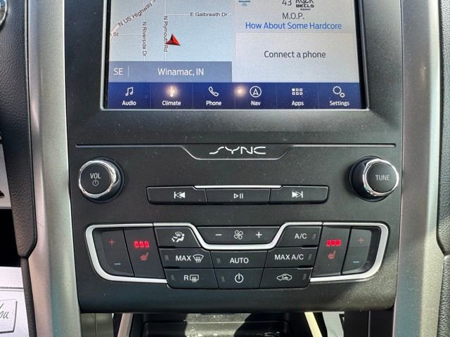 Used 2020 Ford Fusion SEL image 26