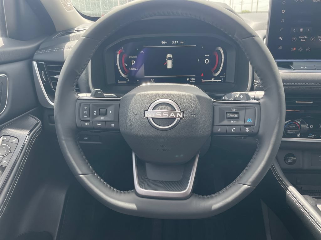 Certified 2026 Nissan Rogue Platinum w/ Platinum Premium Package AWD/4WD image 11