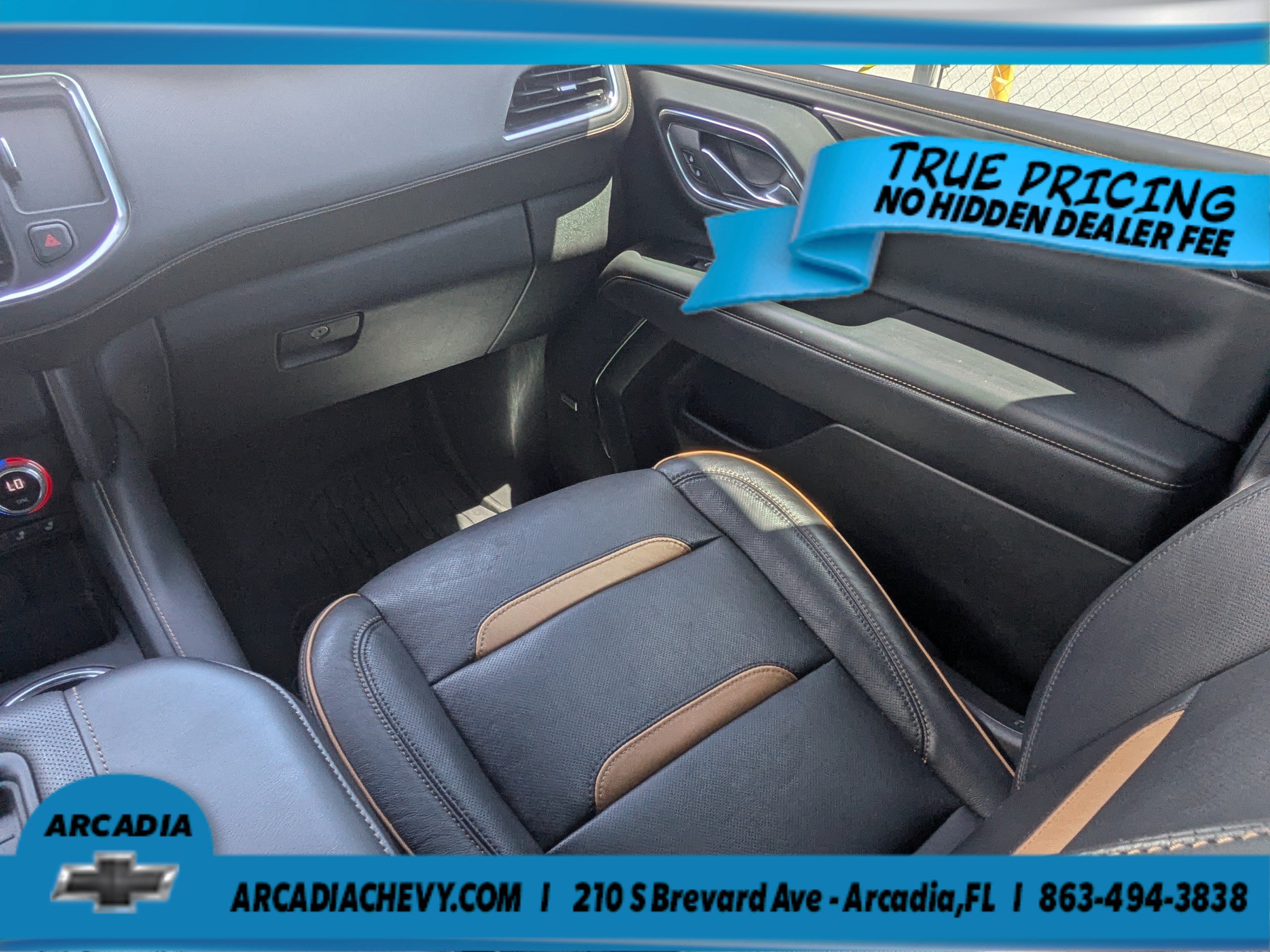 Used 2023 GMC Yukon AT4 AWD/4WD image 18