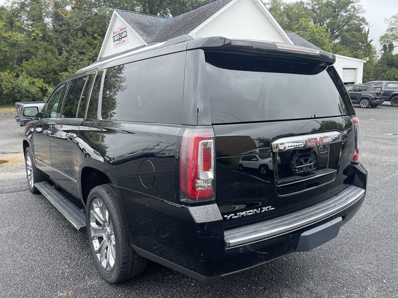 Used 2016 GMC Yukon XL Denali w/ Open Road Package image 5
