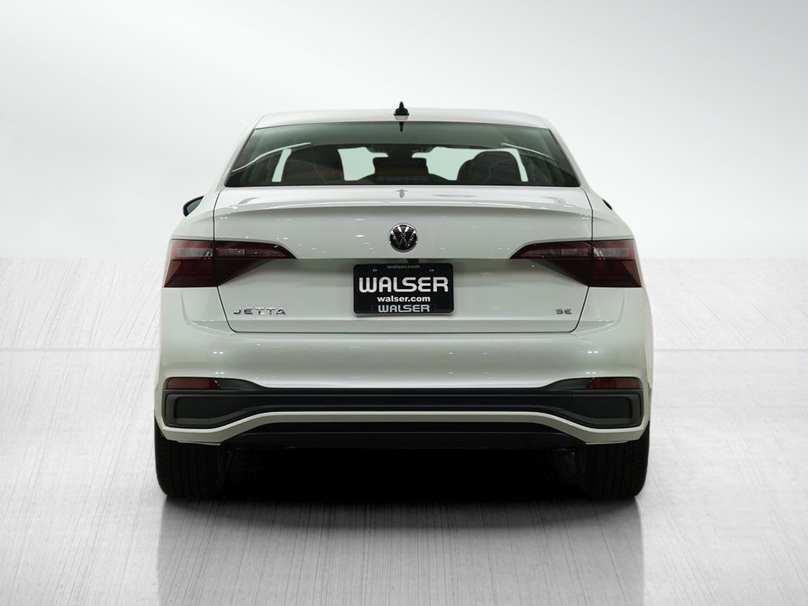 Used 2023 Volkswagen Jetta SE w/ Panoramic Sunroof Package image 4