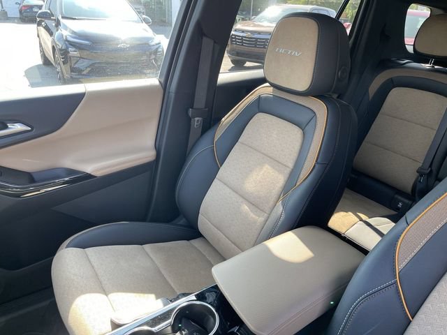 New 2026 Chevrolet Equinox ACTIV w/ Convenience Package III AWD/4WD image 24