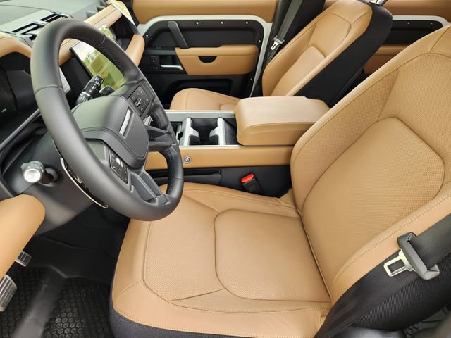 New 2026 Land Rover Defender 110 V8 image 9