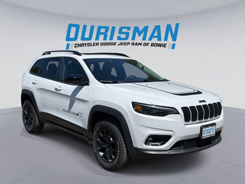 Used 2022 Jeep Cherokee Latitude w/ Sun & Sound Group