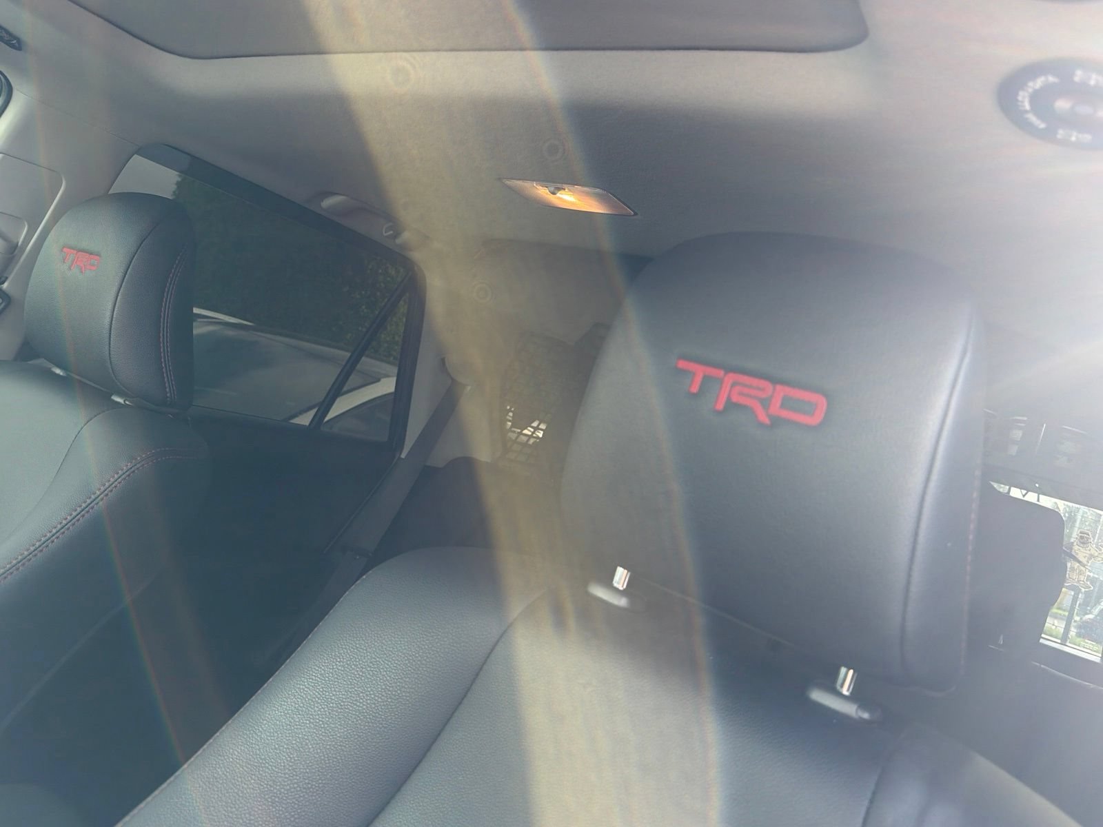 Used 2023 Toyota 4Runner TRD Off-Road Premium w/ Off Road Premium Plus Package AWD/4WD image 8