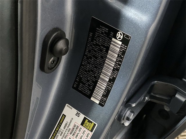 Used 2025 Toyota Corolla LE image 37