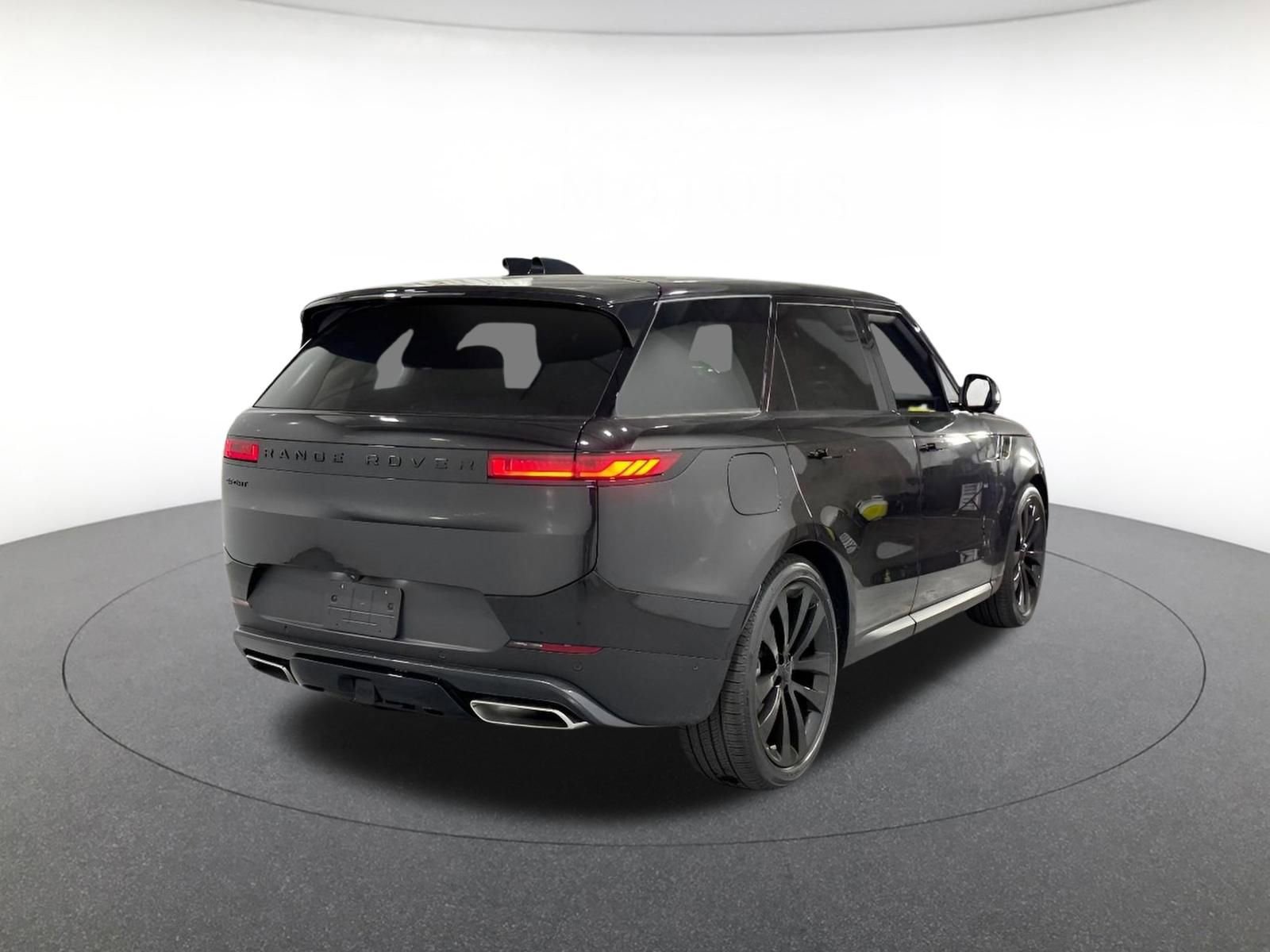 New 2026 Land Rover Range Rover Sport SE image 5