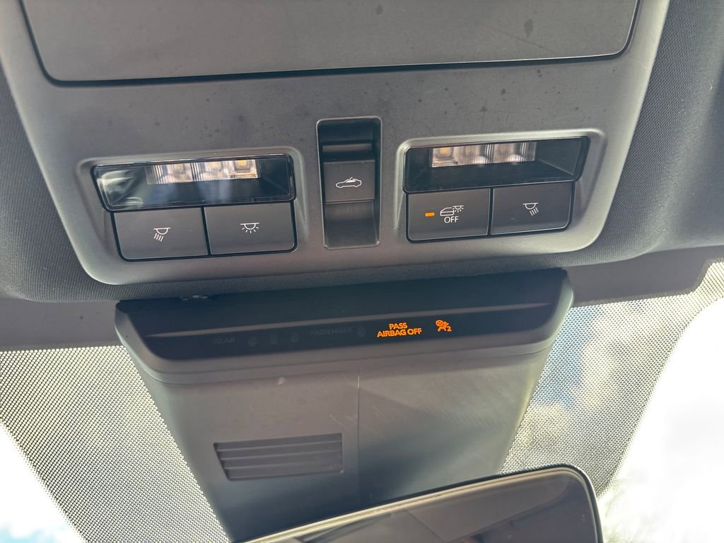 Used 2019 MAZDA MAZDA3 Hatchback w/ Premium Package image 34