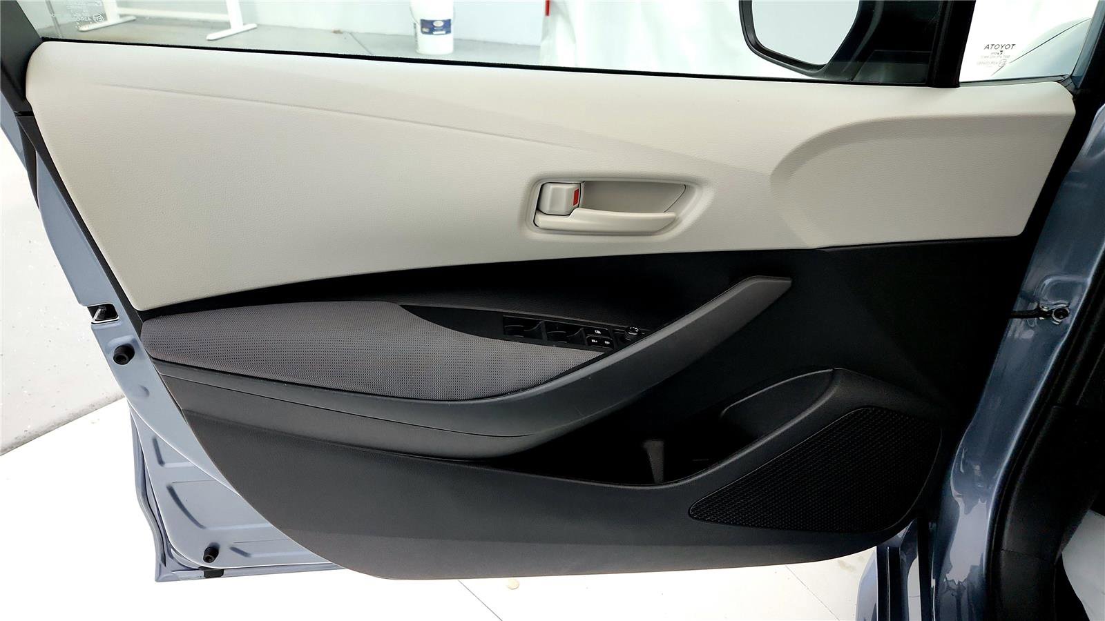 Certified 2023 Toyota Corolla LE w/ Carpet Mat Package (TMS) image 38