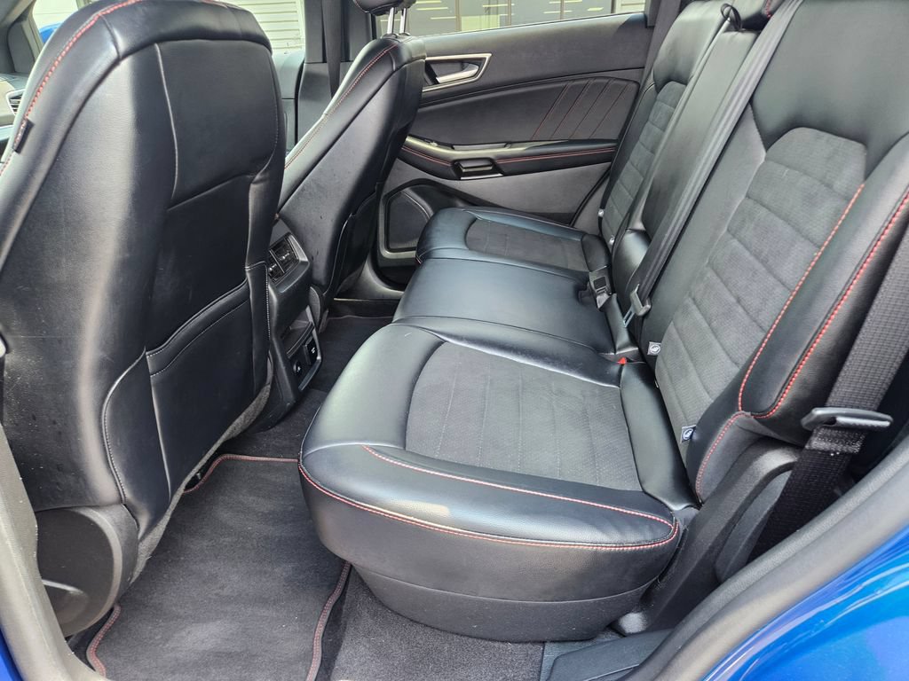 Used 2023 Ford Edge ST-Line AWD/4WD image 21