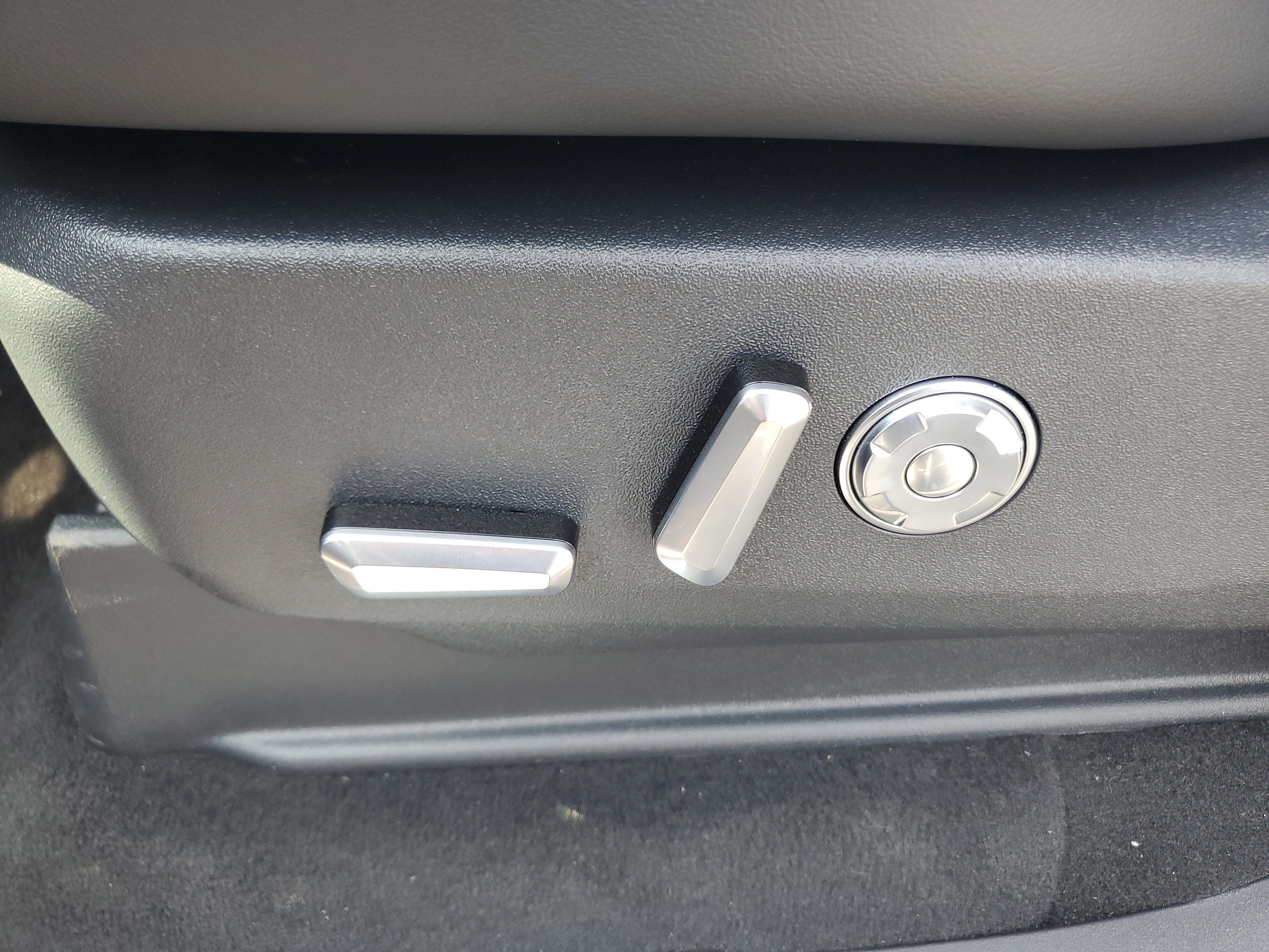 New 2026 Lincoln Navigator Black Label AWD/4WD image 13