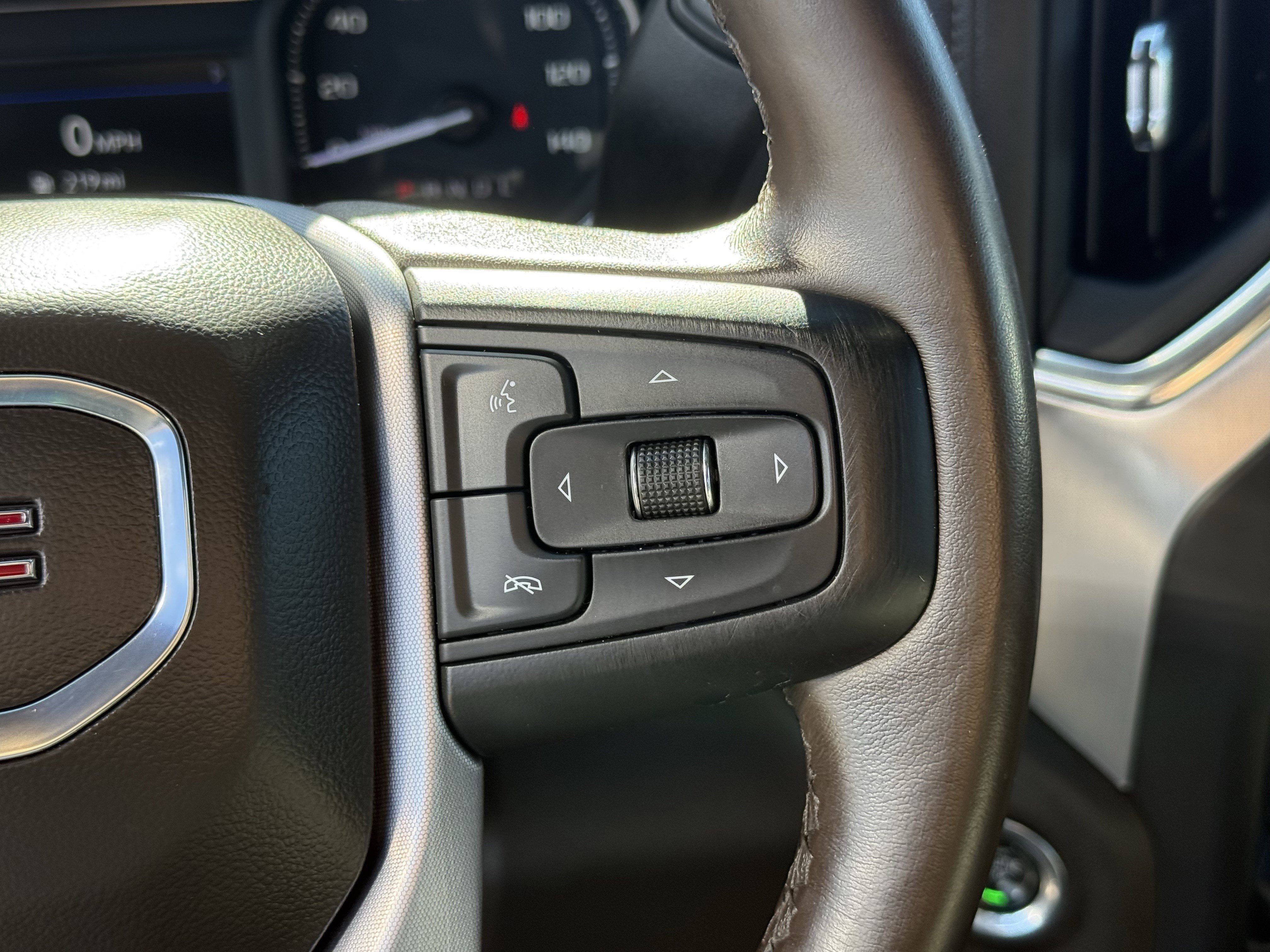 Used 2021 GMC Sierra 1500 SLT image 17