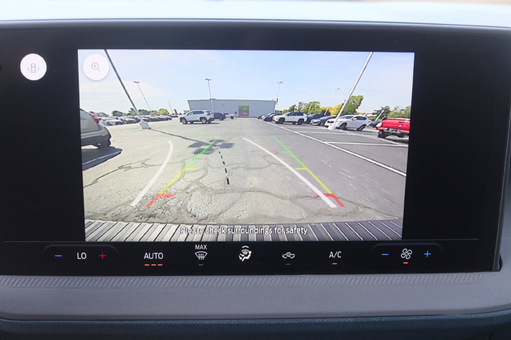 Used 2025 Ford Maverick XL w/ Equipment Group 101A AWD/4WD image 21