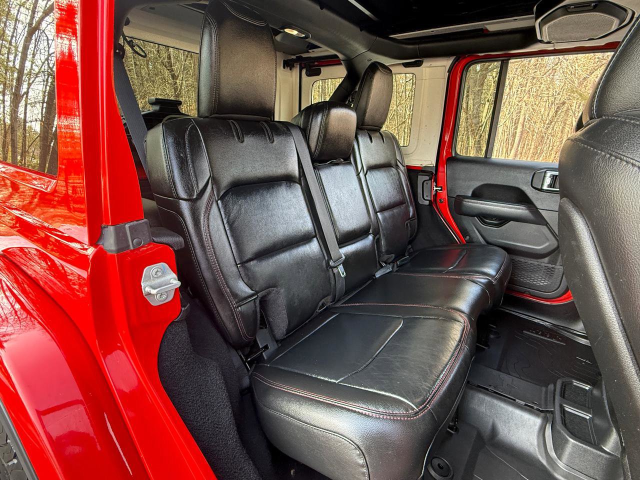 Used 2023 Jeep Wrangler Unlimited Rubicon w/ LED Lighting Group image 44