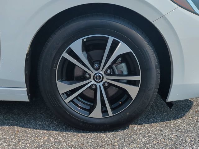 Used 2022 Nissan Sentra SV FWD image 11