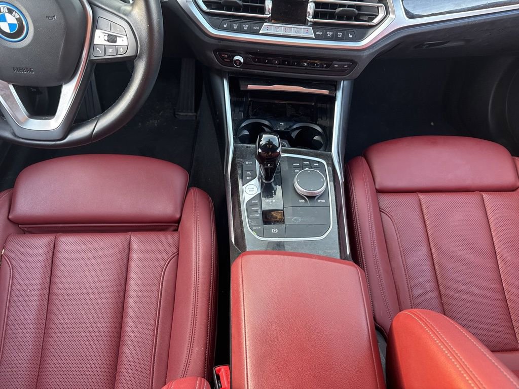 Used 2022 BMW 330e w/ Driving Assistance Package image 13