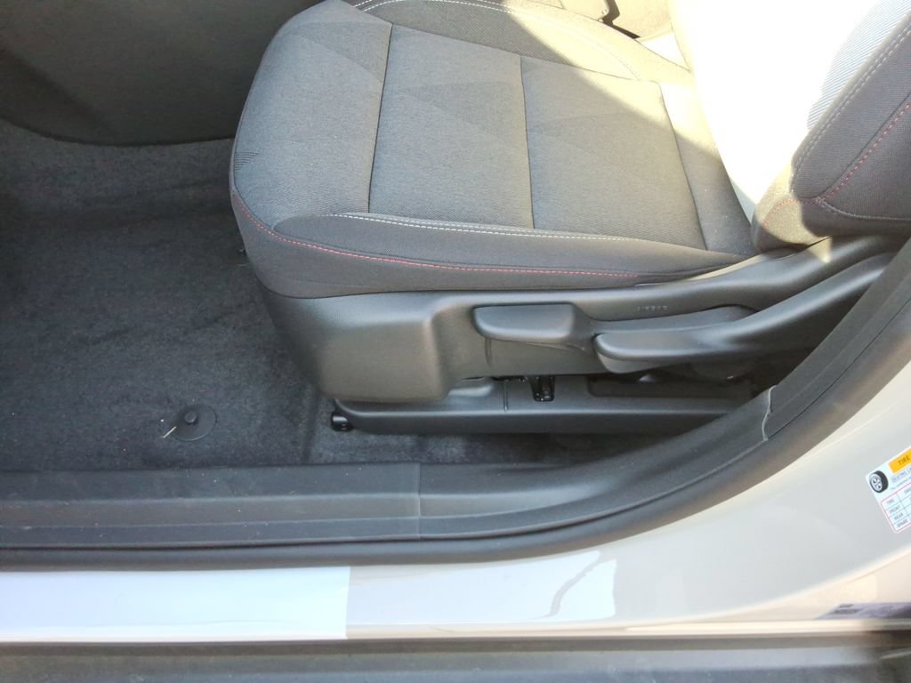 New 2026 Chevrolet Trax RS w/ Sunroof Package FWD image 22