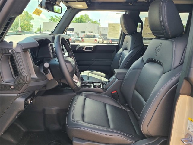 New 2025 Ford Bronco Badlands image 14