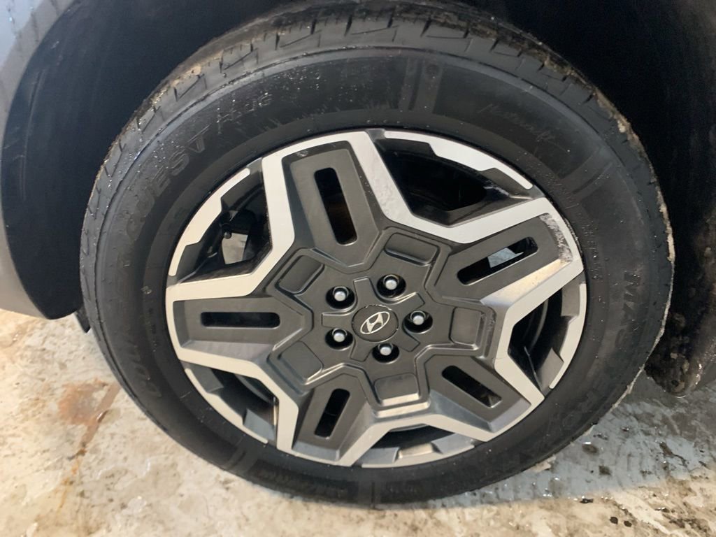 Used 2022 Hyundai Santa Fe Limited image 11