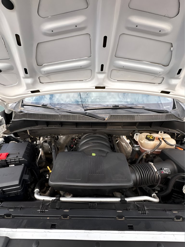Used 2021 Chevrolet Silverado 1500 LT AWD/4WD image 10