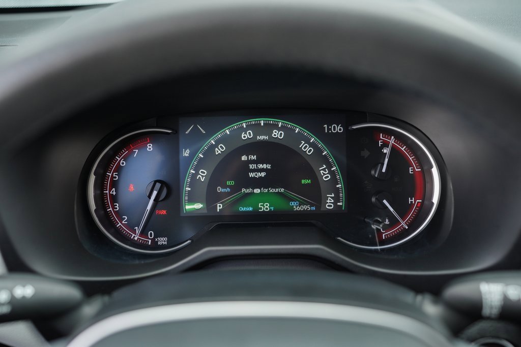 Used 2023 Toyota RAV4 XLE Premium image 26