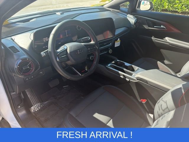 Used 2025 Chevrolet Equinox EV RS image 2