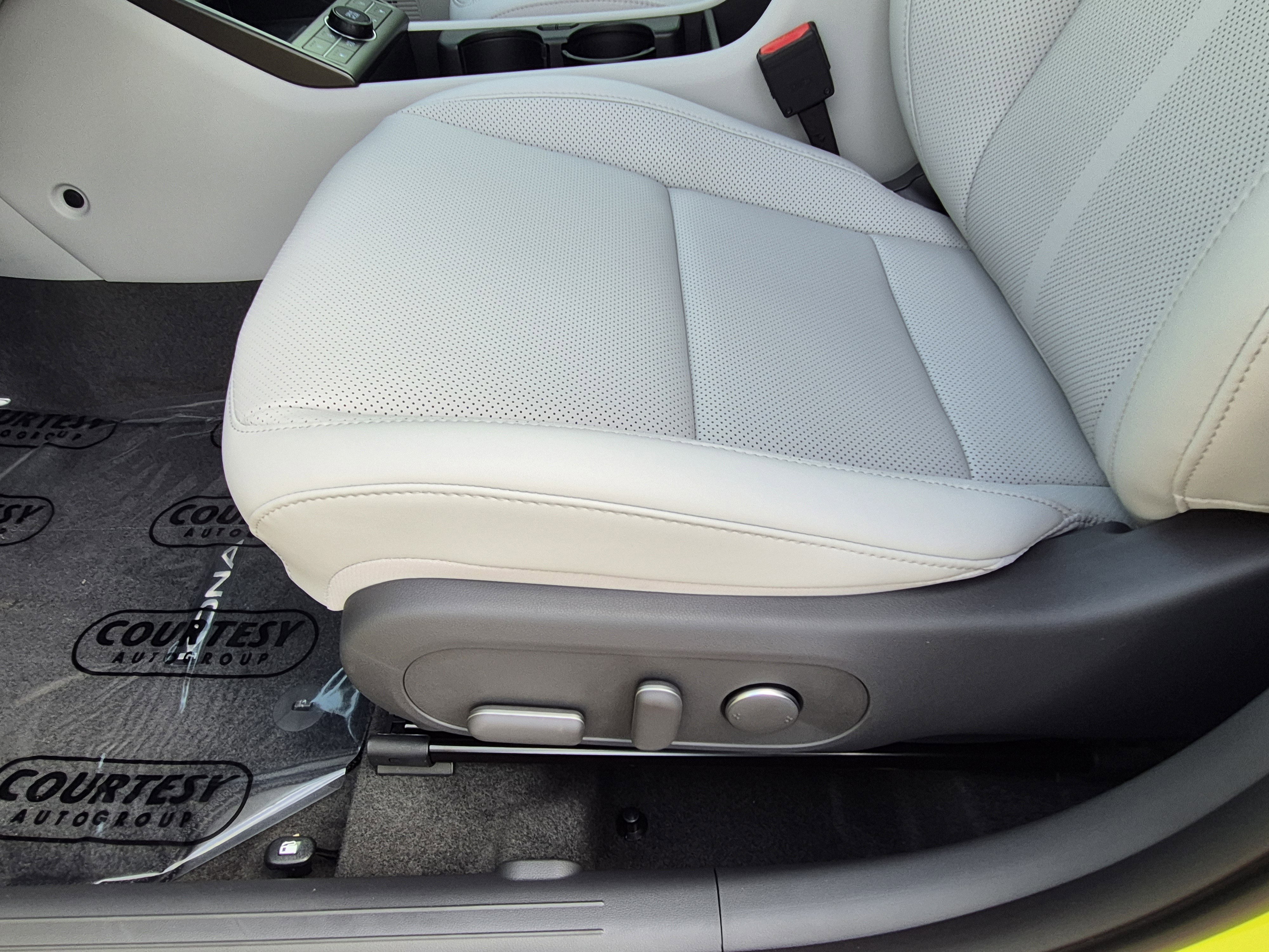 New 2026 Hyundai Kona Limited FWD image 20