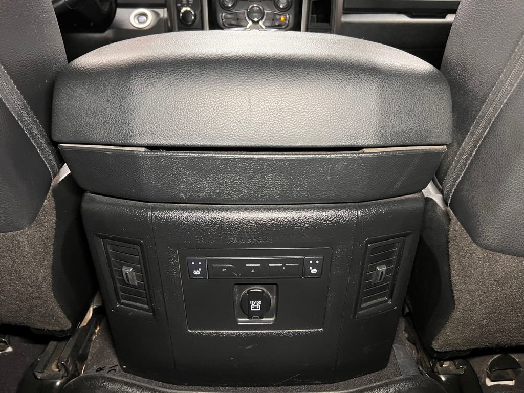 Used 2018 RAM 3500 Laramie w/ Sport Appearance Group AWD/4WD image 29