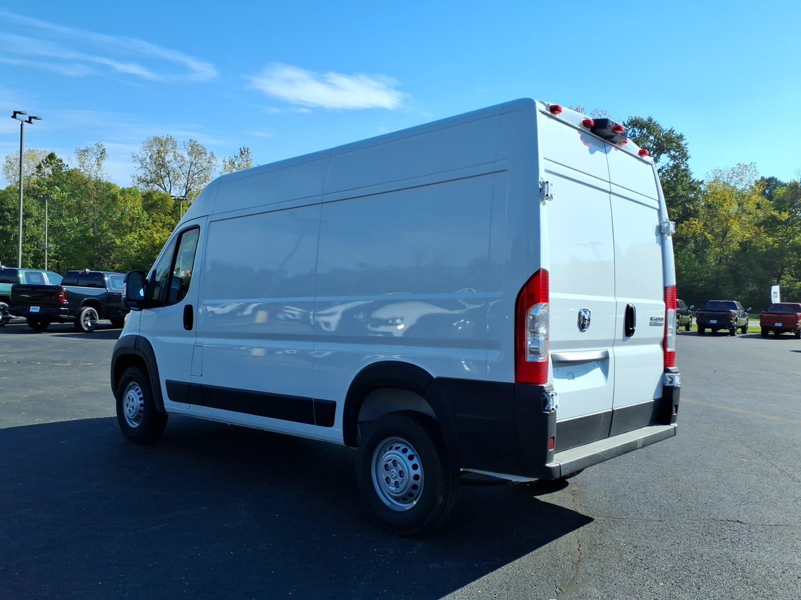 New 2027 RAM ProMaster 1500 w/ Safety Group FWD image 5