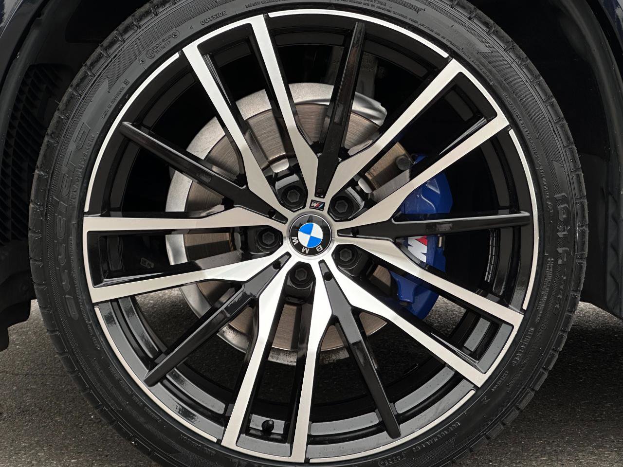 Used 2019 BMW X5 xDrive40i w/ M Sport Package AWD/4WD image 7