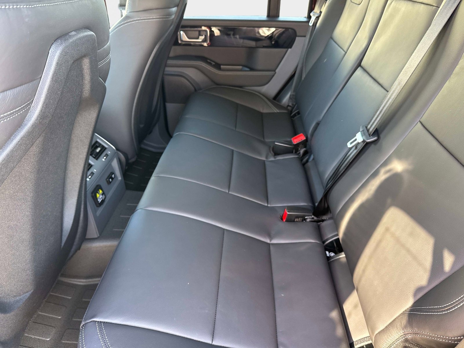 New 2025 INEOS Grenadier AWD/4WD image 10