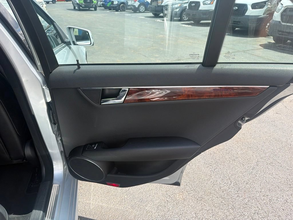 Used 2011 Mercedes-Benz C 300 4MATIC Sedan image 47