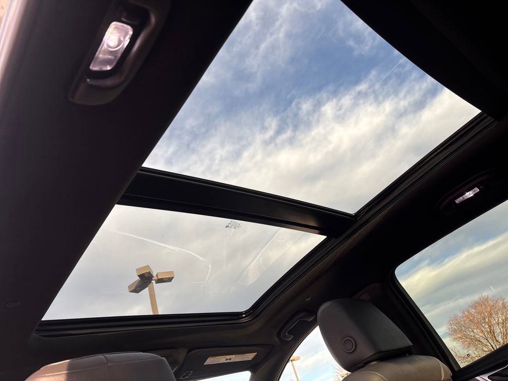 Used 2025 Cadillac XT5 Premium Luxury image 22