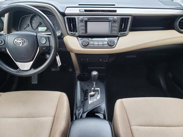 Used 2013 Toyota RAV4 XLE image 15