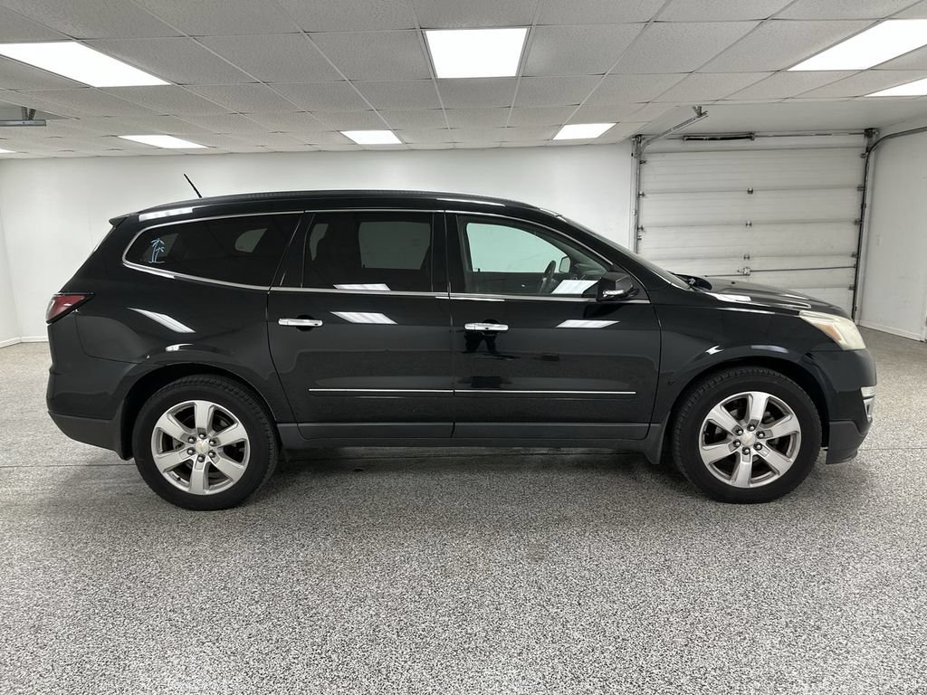 Used 2016 Chevrolet Traverse LTZ AWD/4WD image 9