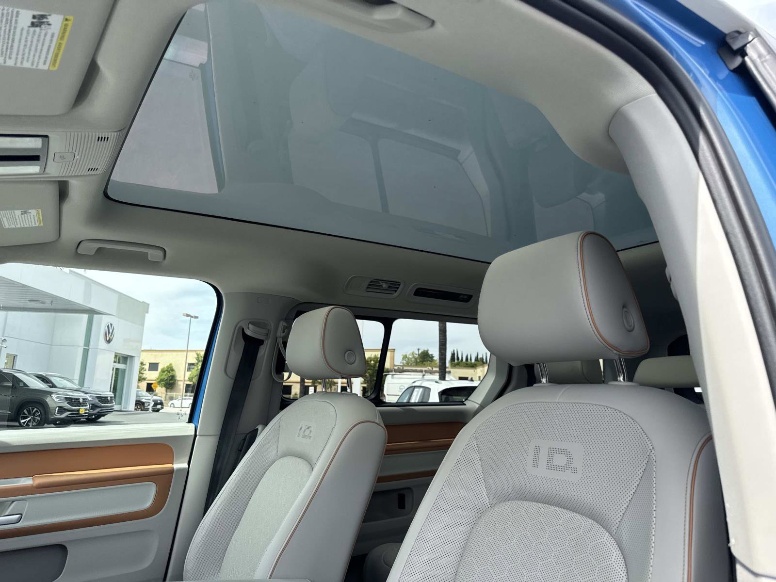 Certified 2025 Volkswagen ID. Buzz 1st Edition RWD image 14
