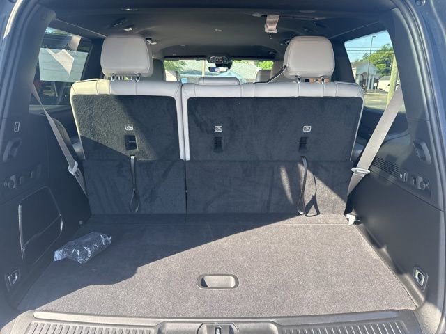 New 2026 Jeep Grand Wagoneer 2WD image 12