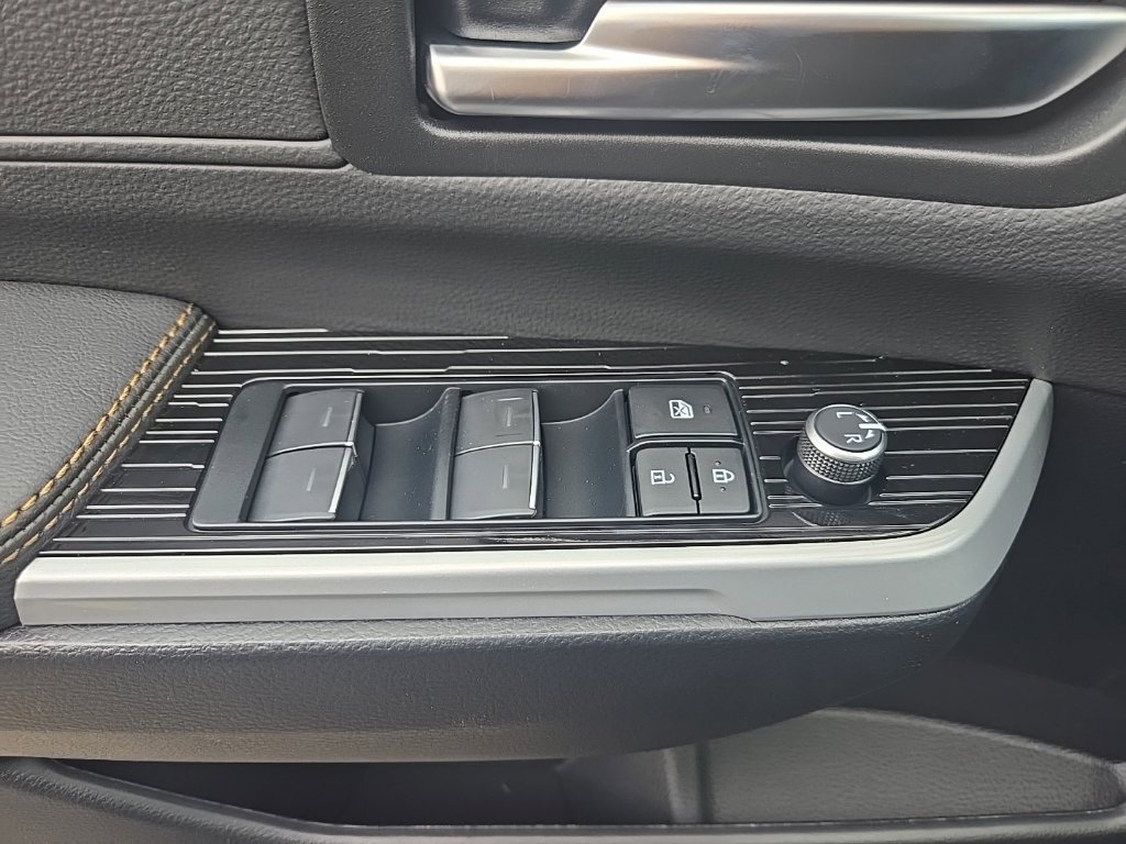 New 2026 Toyota Sienna XLE Woodland Edition AWD/4WD image 18