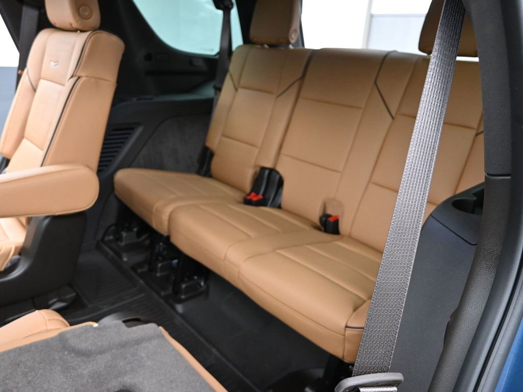 New 2026 Cadillac Escalade Luxury image 18