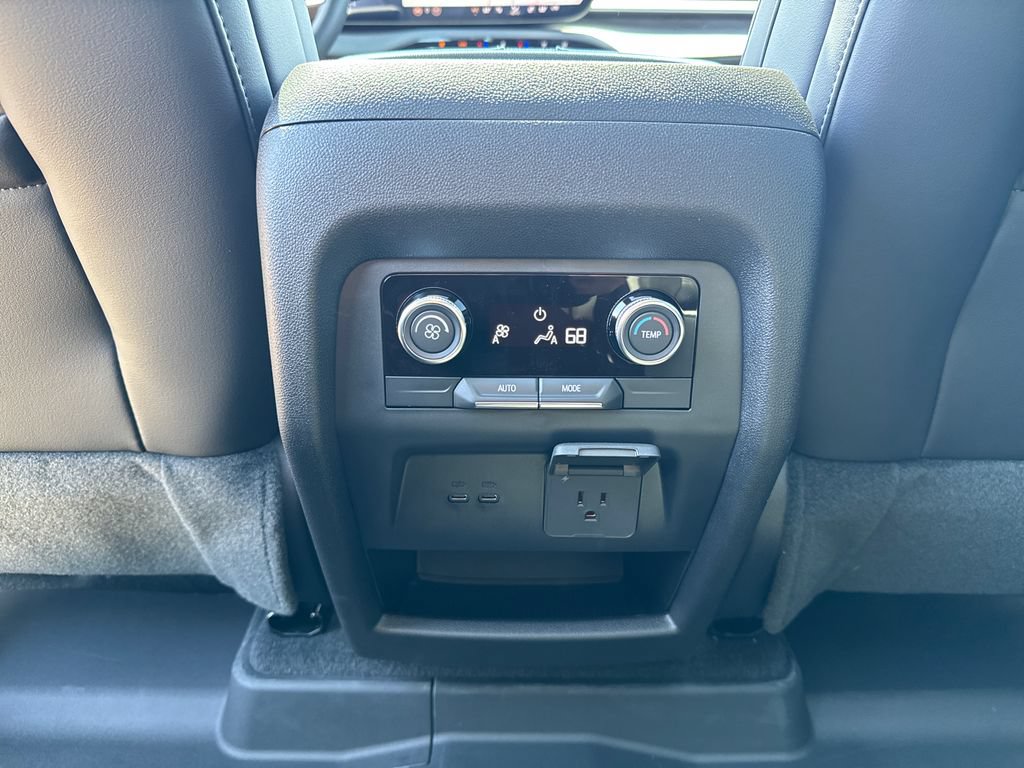 New 2026 Buick Enclave Sport Touring w/ Power Package AWD/4WD image 39