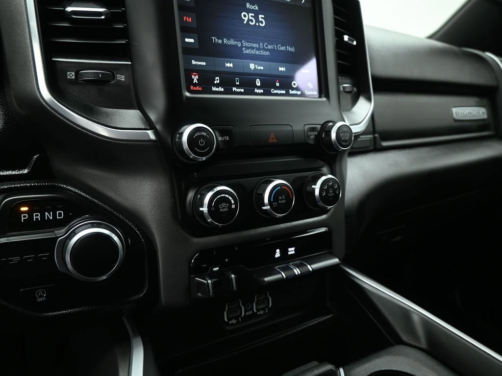 Used 2021 RAM 1500 Big Horn image 16