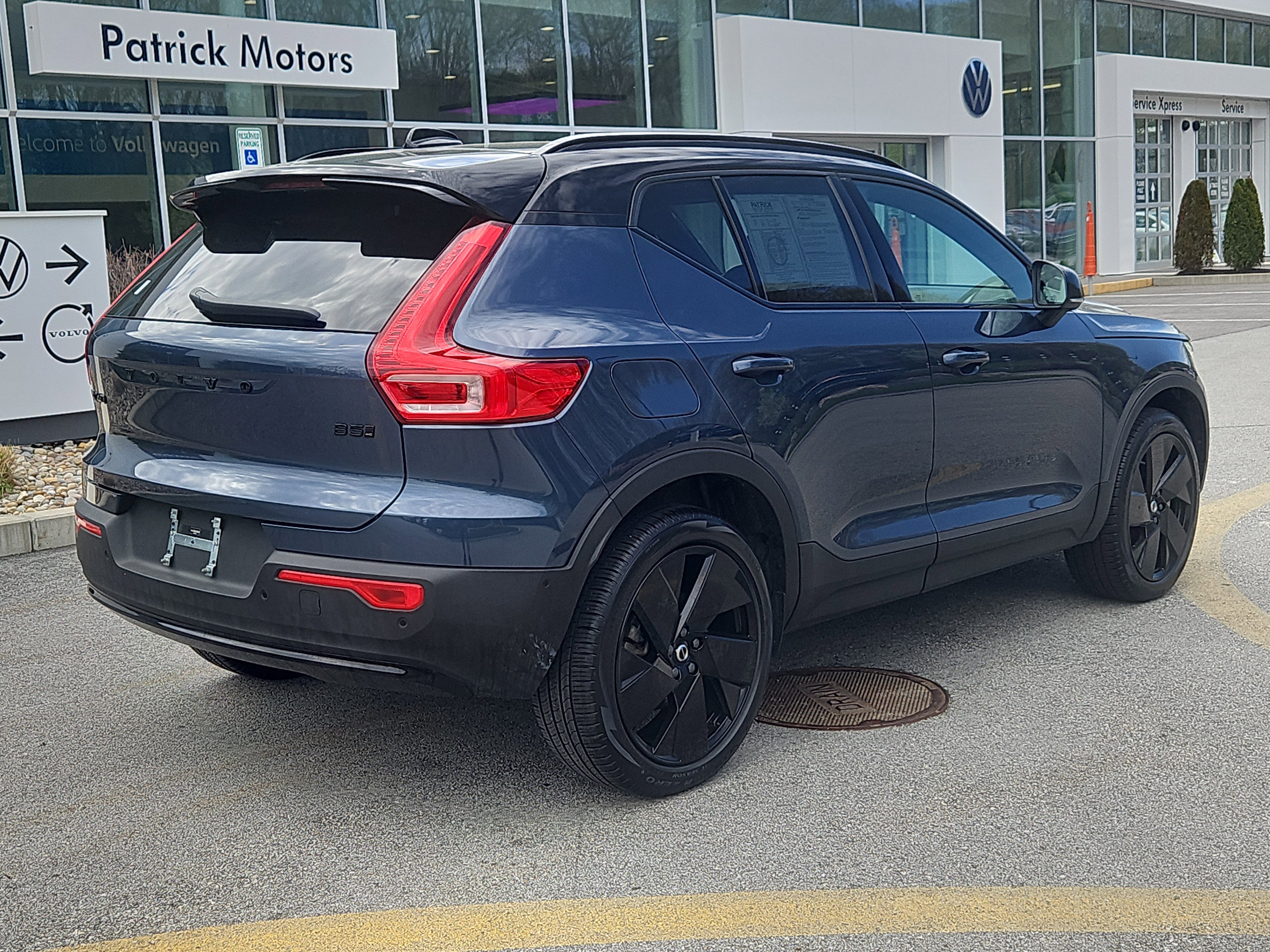 Used 2026 Volvo XC40 B5 Ultra w/ Protection Package Premier AWD/4WD image 2