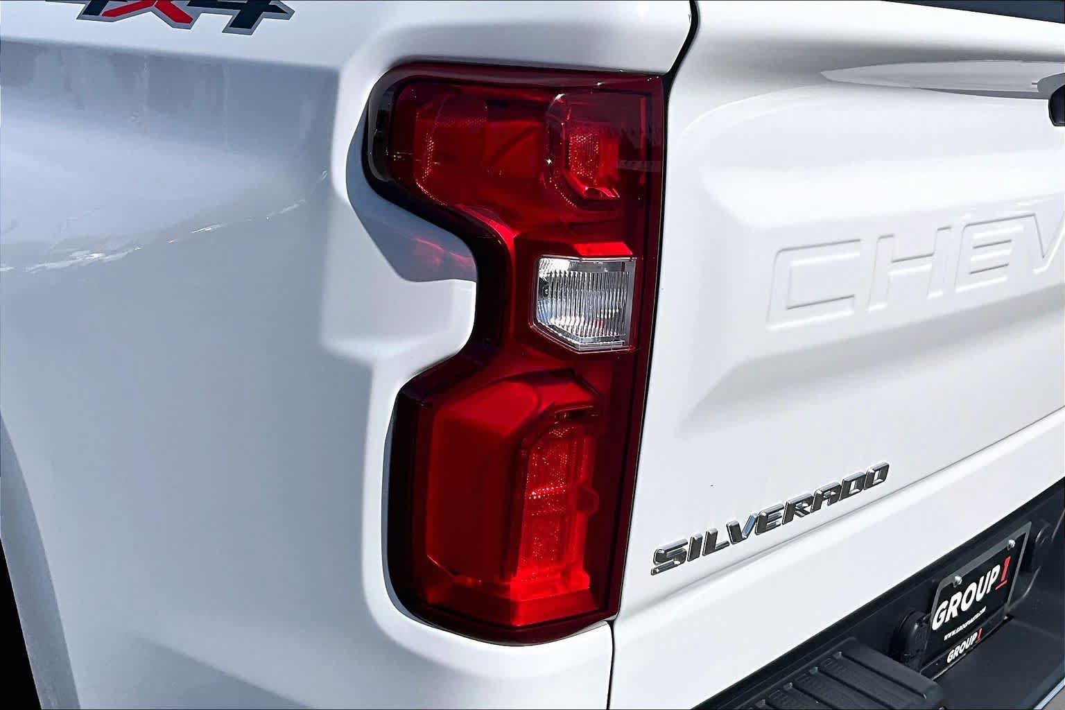 Used 2021 Chevrolet Silverado 1500 LTZ w/ LTZ Convenience Package II AWD/4WD image 28