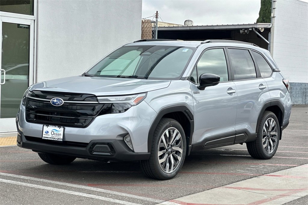 New 2025 Subaru Forester Touring image 9