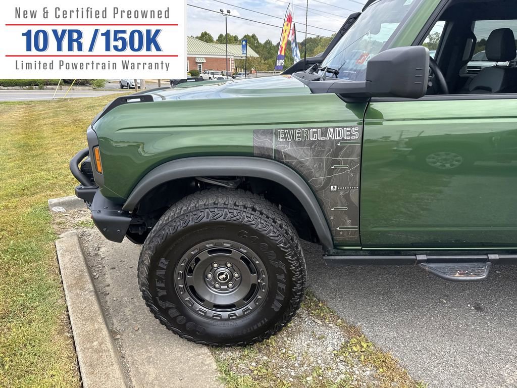 Used 2024 Ford Bronco Everglades image 11