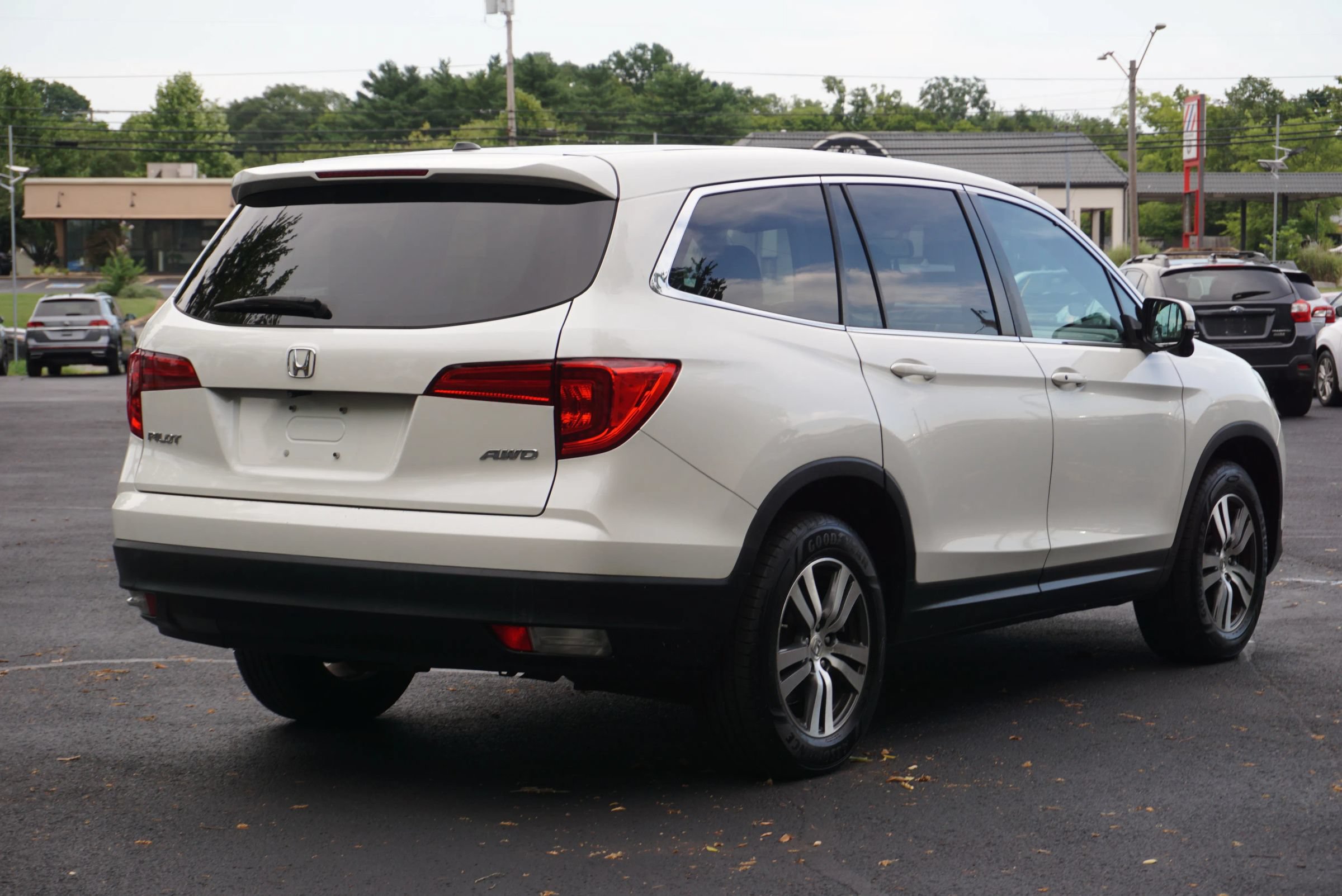 Used 2018 Honda Pilot EX-L image 7
