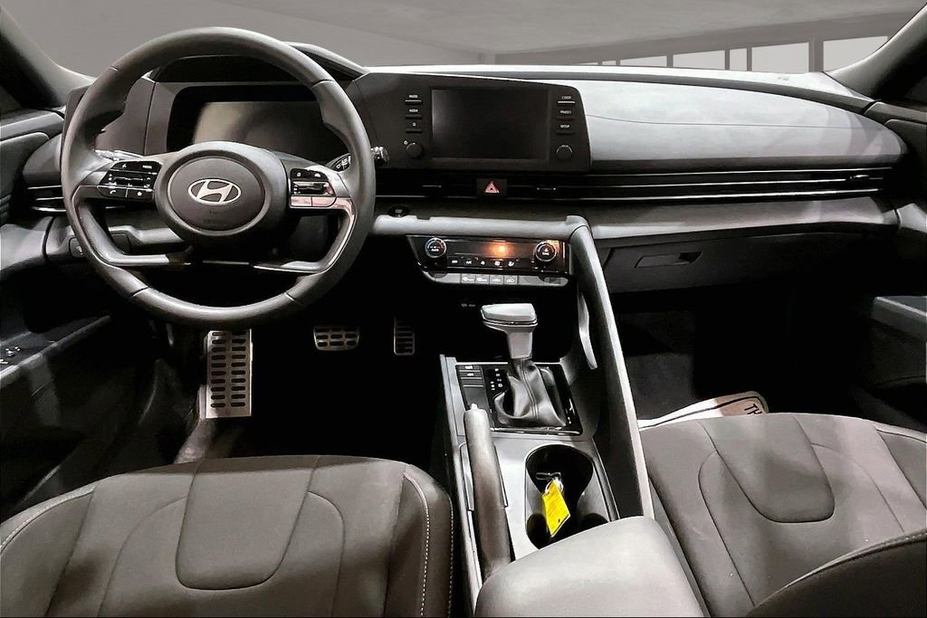 Used 2026 Hyundai Elantra Sport w/ Cargo Package FWD image 13