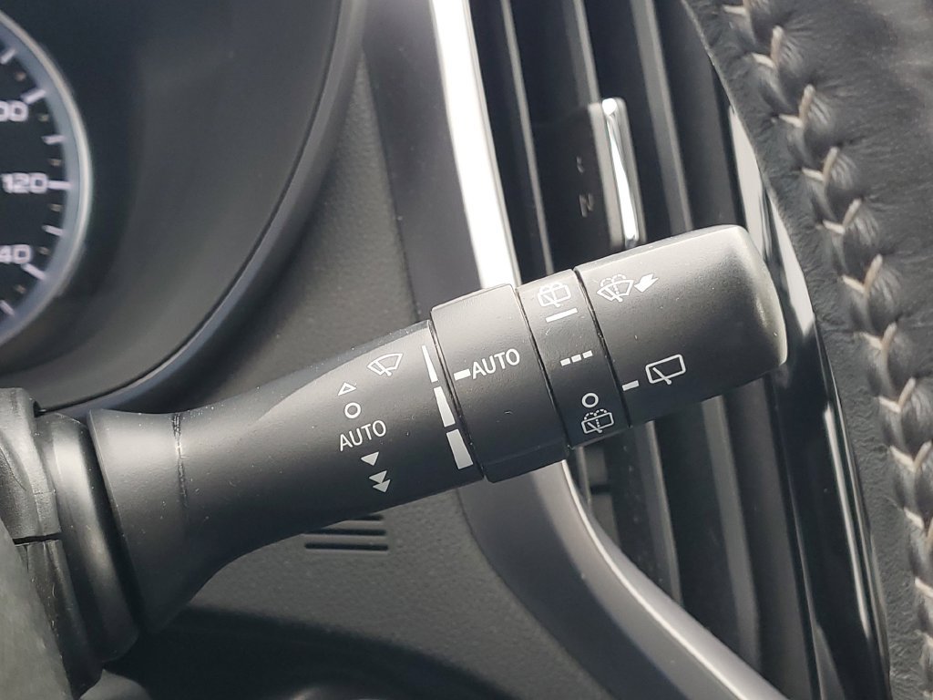 Used 2022 Subaru Ascent Touring AWD/4WD image 29