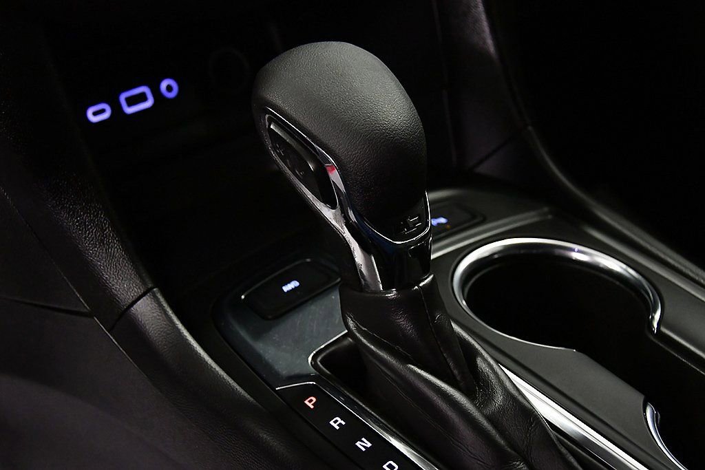 Used 2023 Chevrolet Equinox LT image 23